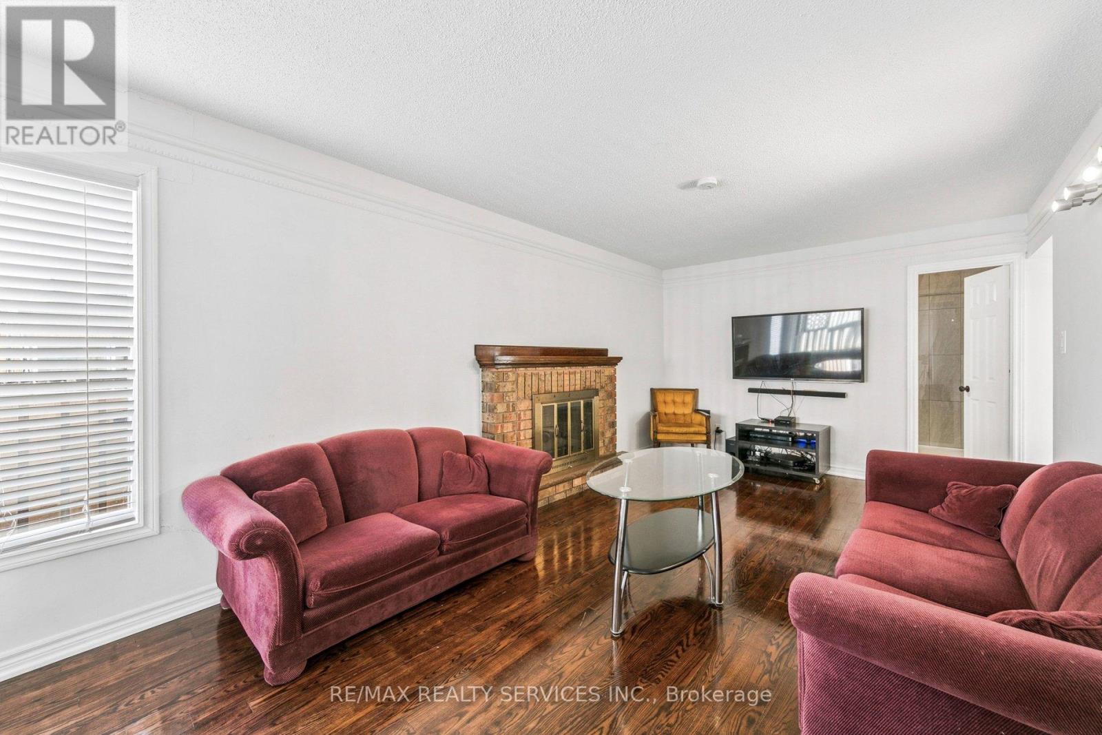4 BURT DRIVE, Brampton (Northwood Park), Ontario, L6X3H6 — Photo 13