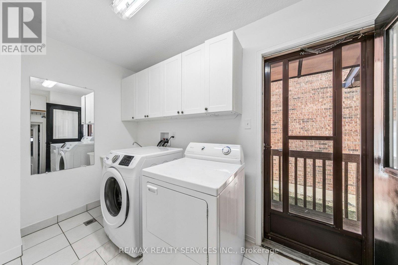 4 BURT DRIVE, Brampton (Northwood Park), Ontario, L6X3H6 — Photo 16