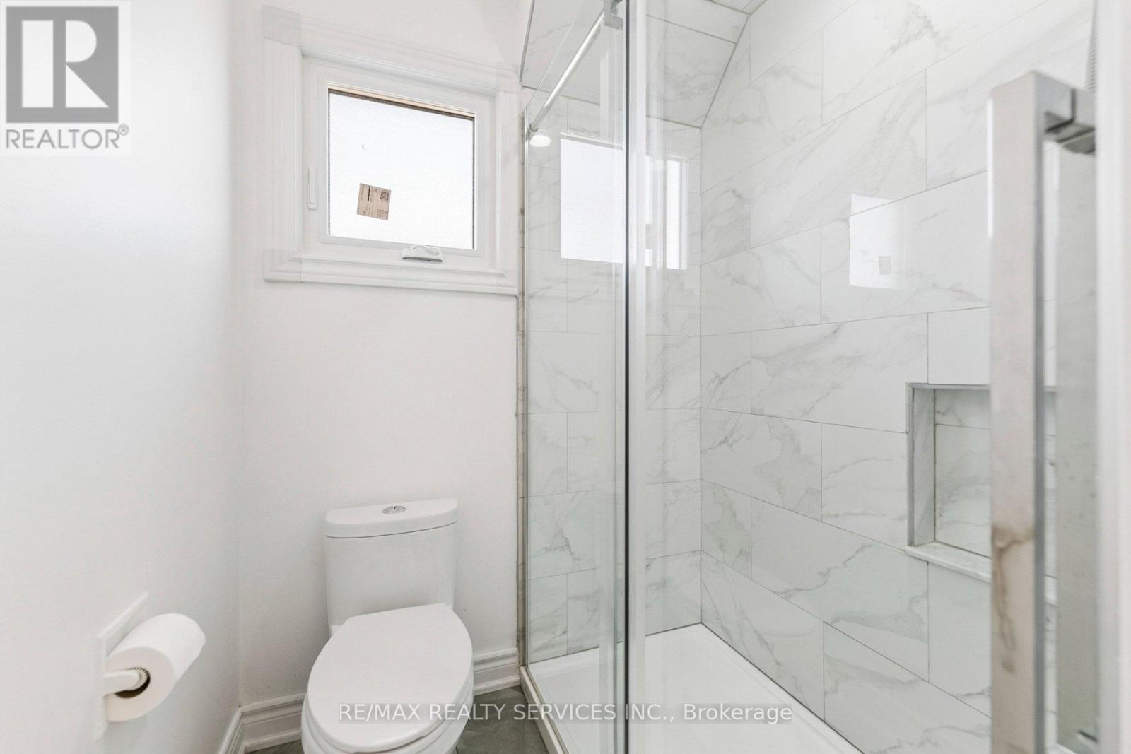 4 BURT DRIVE, Brampton (Northwood Park), Ontario, L6X3H6 — Photo 31