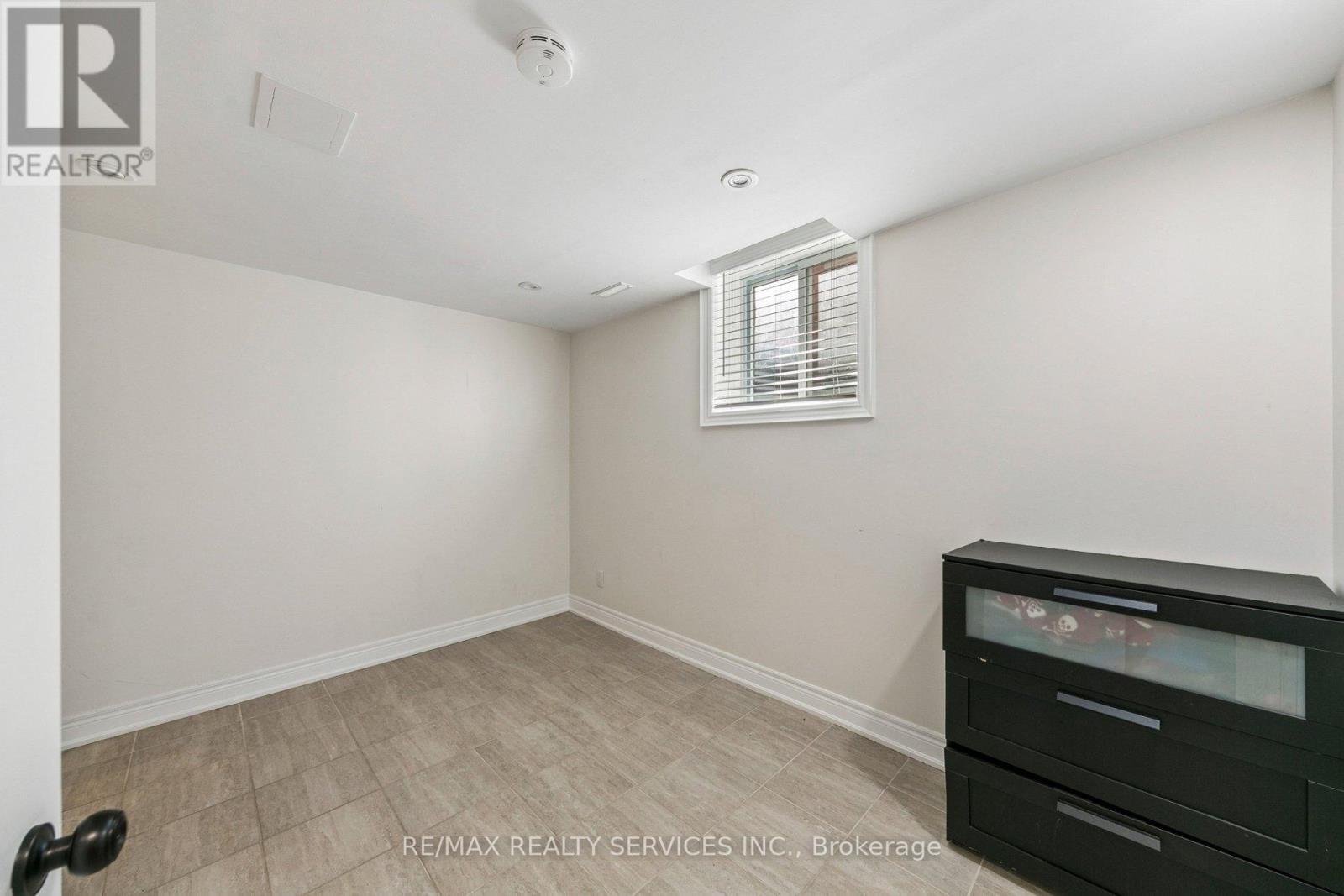 4 BURT DRIVE, Brampton (Northwood Park), Ontario, L6X3H6 — Photo 42