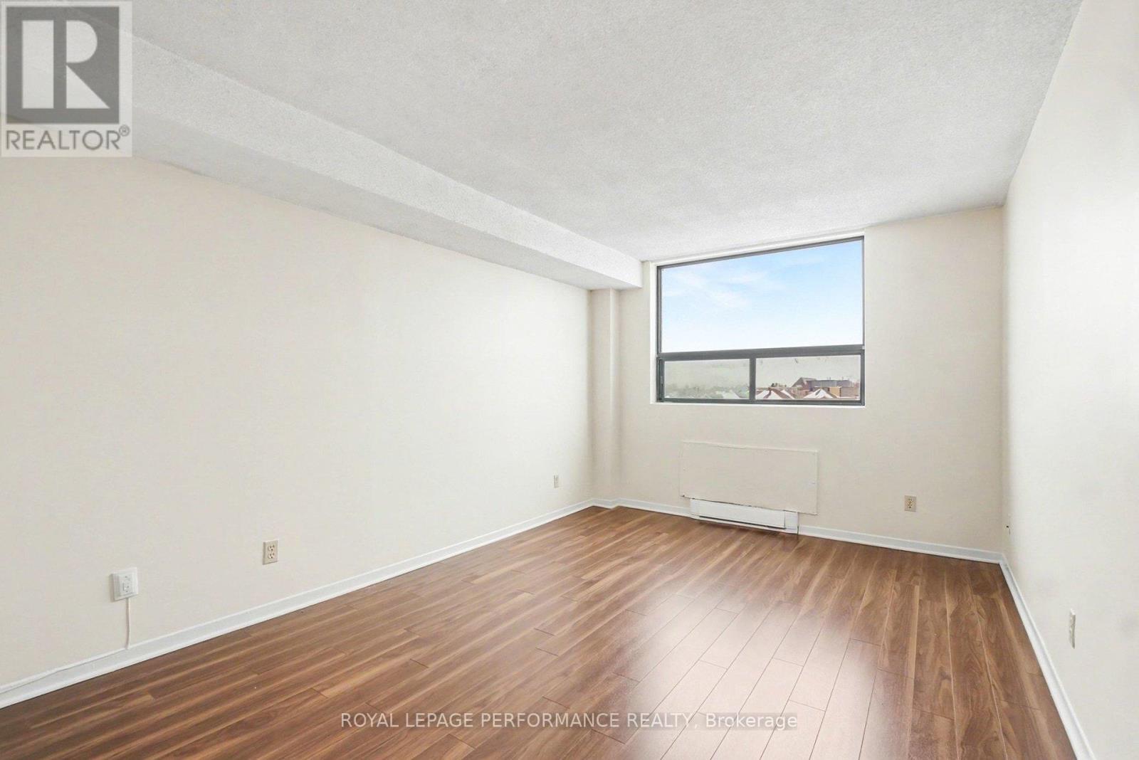 402 - 1440 HERON ROAD, Ottawa, Ontario, K1V0X2 — Photo 14