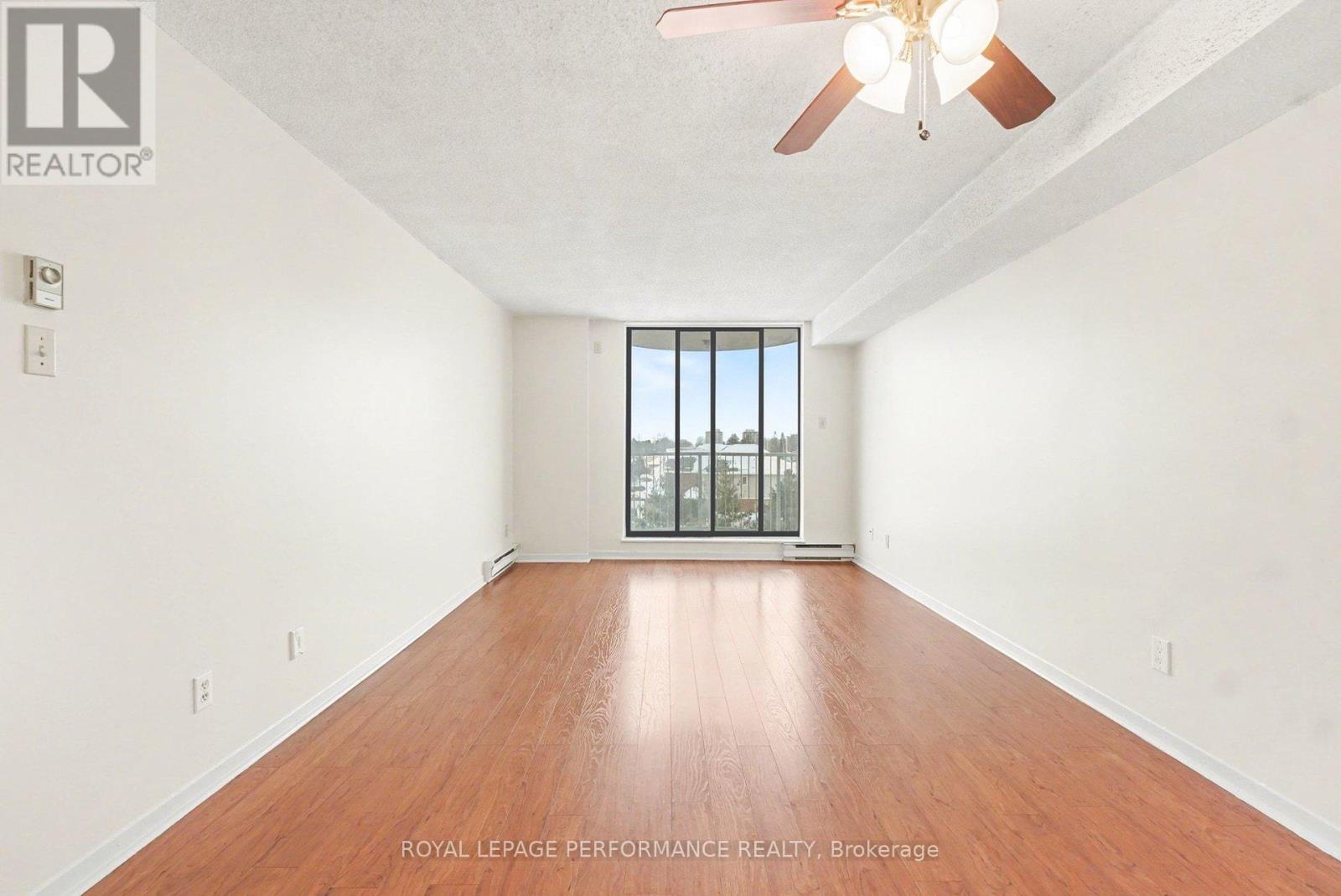 402 - 1440 HERON ROAD, Ottawa, Ontario, K1V0X2 — Photo 8