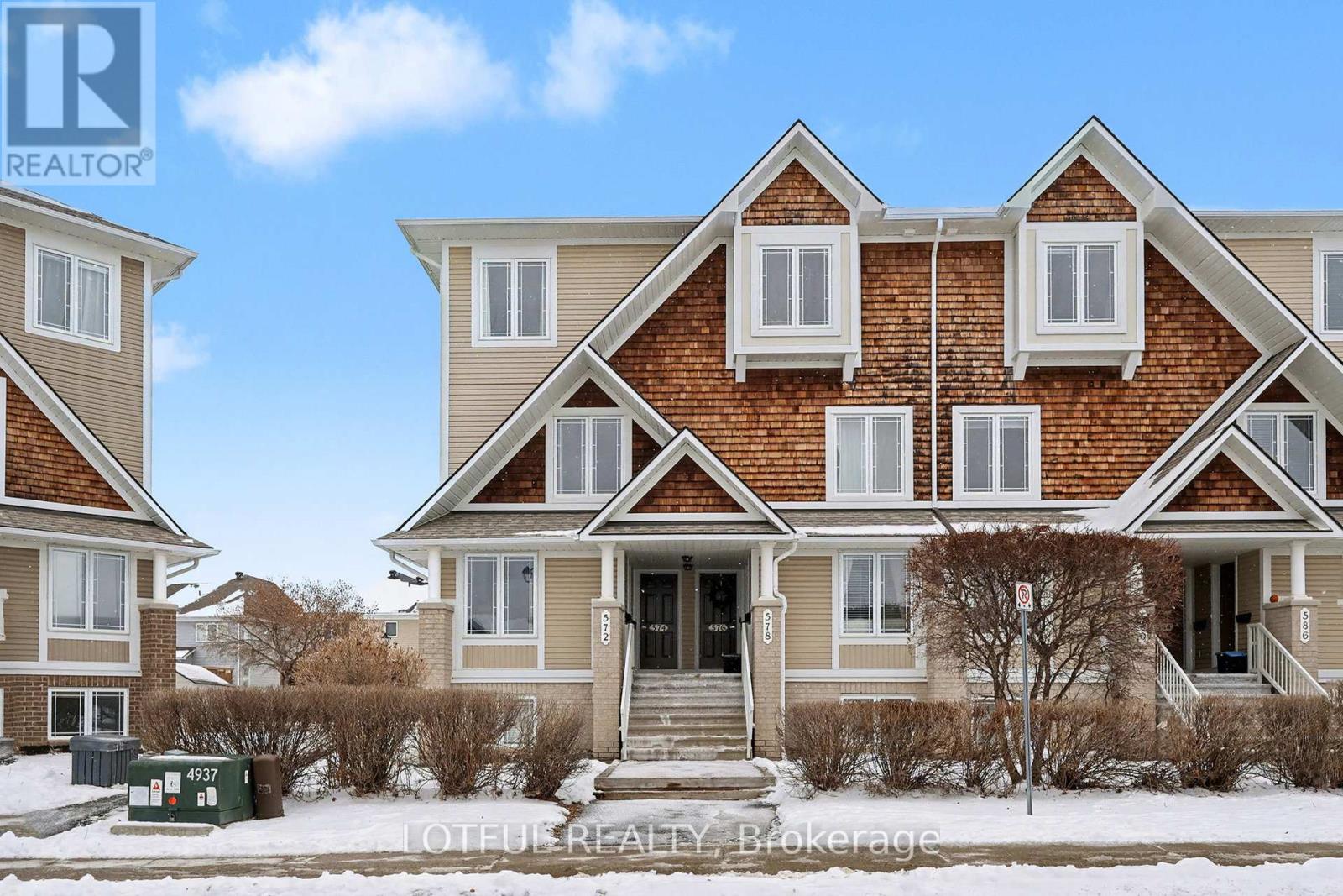 576 LAKERIDGE DRIVE, Ottawa, Ontario, K4A0H4 — Photo 2