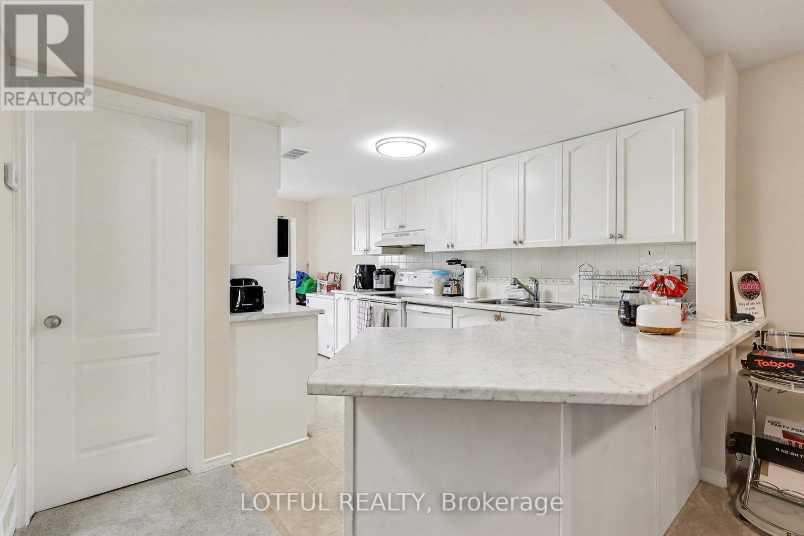 576 LAKERIDGE DRIVE, Ottawa, Ontario, K4A0H4 — Photo 9