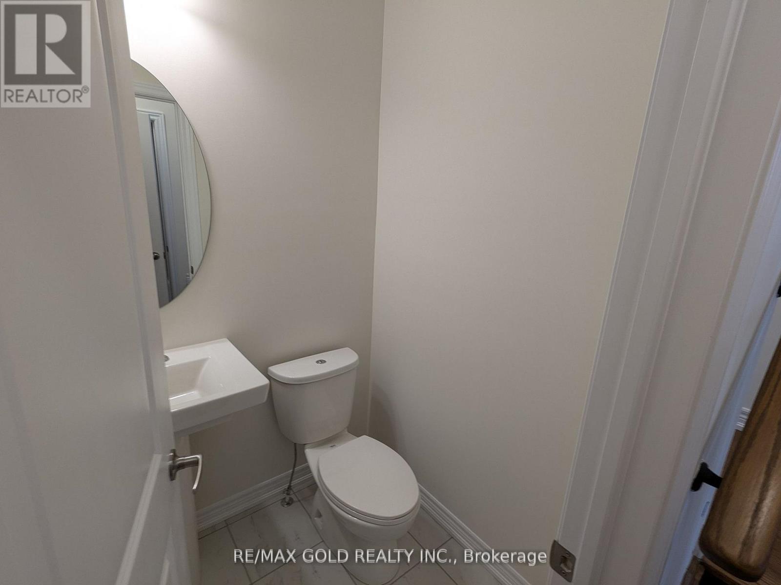203 BROADACRE DRIVE, Kitchener, Ontario, N2R0S6 — Photo 5