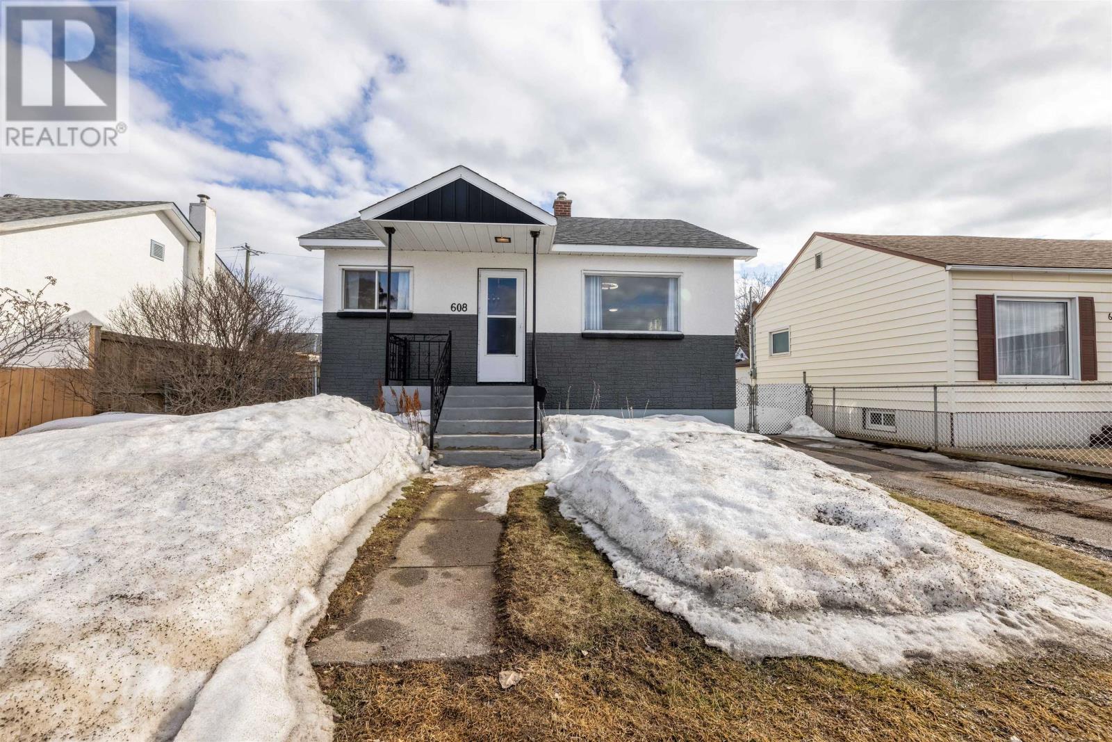 608 Gore ST W, Thunder Bay, Ontario, P7E3S3 — Photo 36