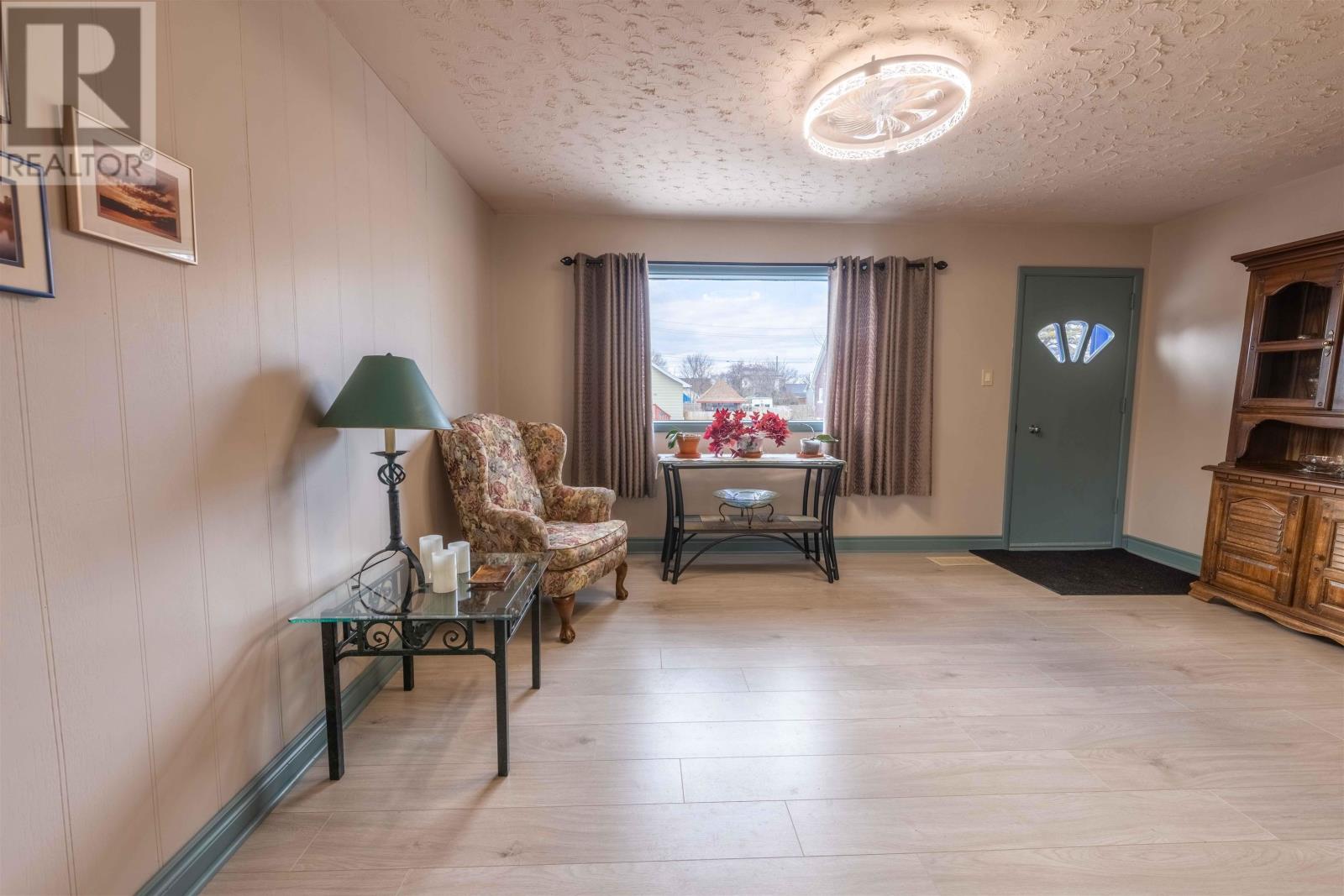 608 Gore ST W, Thunder Bay, Ontario, P7E3S3 — Photo 8