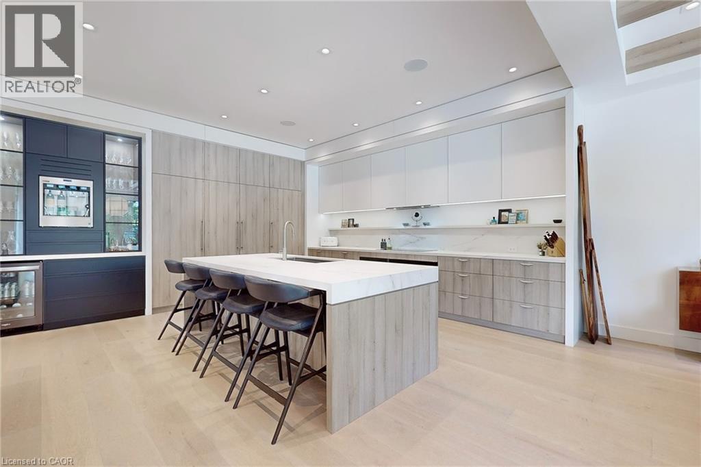 977 GORTON Avenue, Burlington, Ontario, L7T1S6 — Photo 9