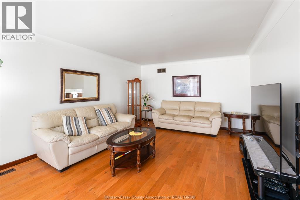 2563 ROSSINI BOULEVARD, Windsor, Ontario, N8W4R2 — Photo 16