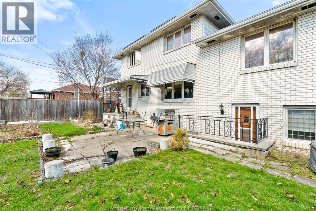 2563 ROSSINI BOULEVARD, Windsor, Ontario, N8W4R2 — Photo 6