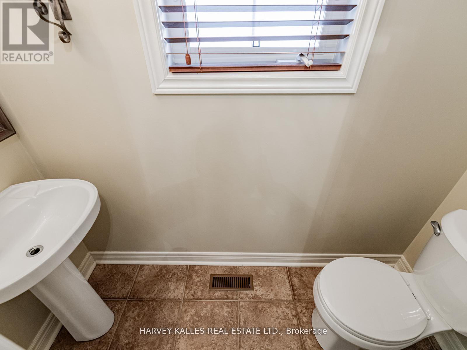 12 BARBERRY CRESCENT, Richmond Hill (Oak Ridges), Ontario, L4E4S5 — Photo 20