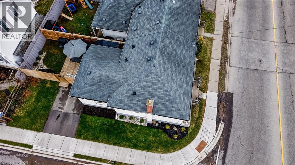 19 CEDAR Street, Cambridge, Ontario, N1S1T8 — Photo 2