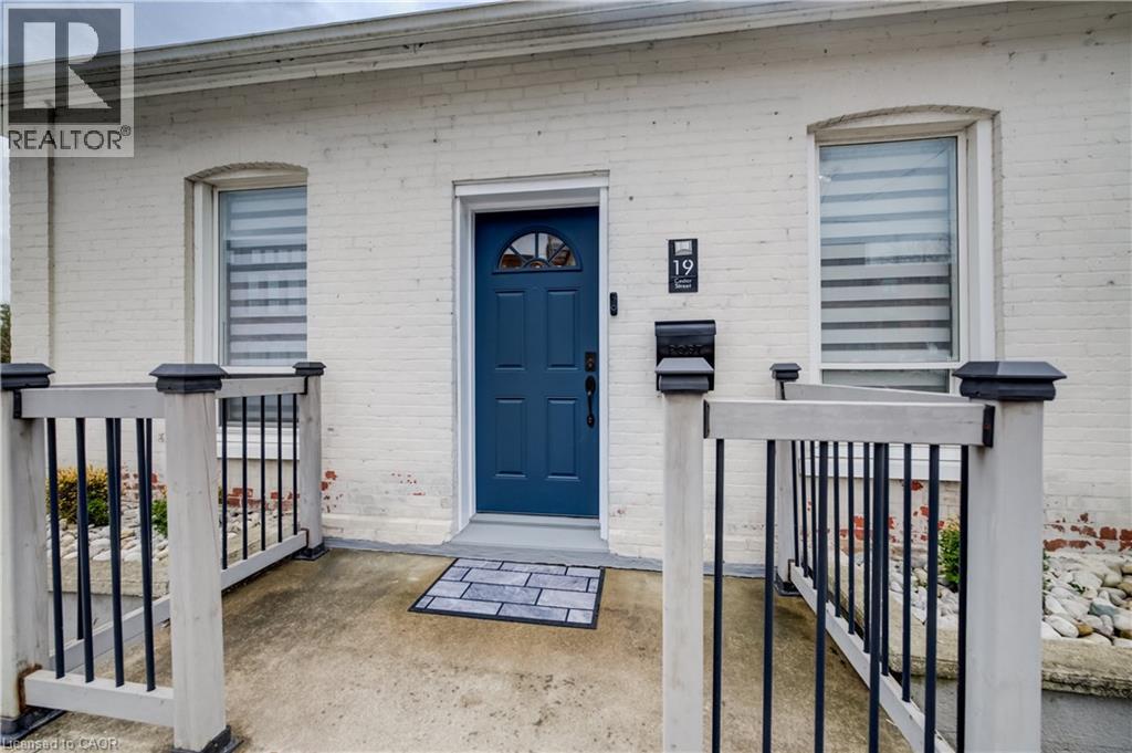 19 CEDAR Street, Cambridge, Ontario, N1S1T8 — Photo 5