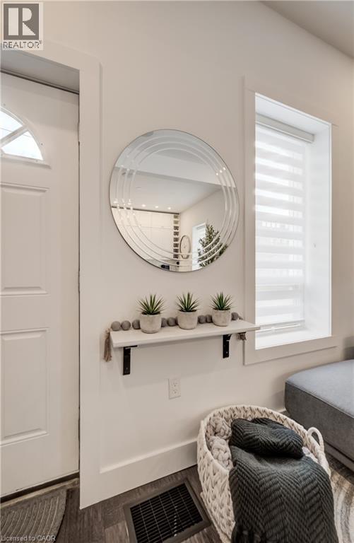 19 CEDAR Street, Cambridge, Ontario, N1S1T8 — Photo 9
