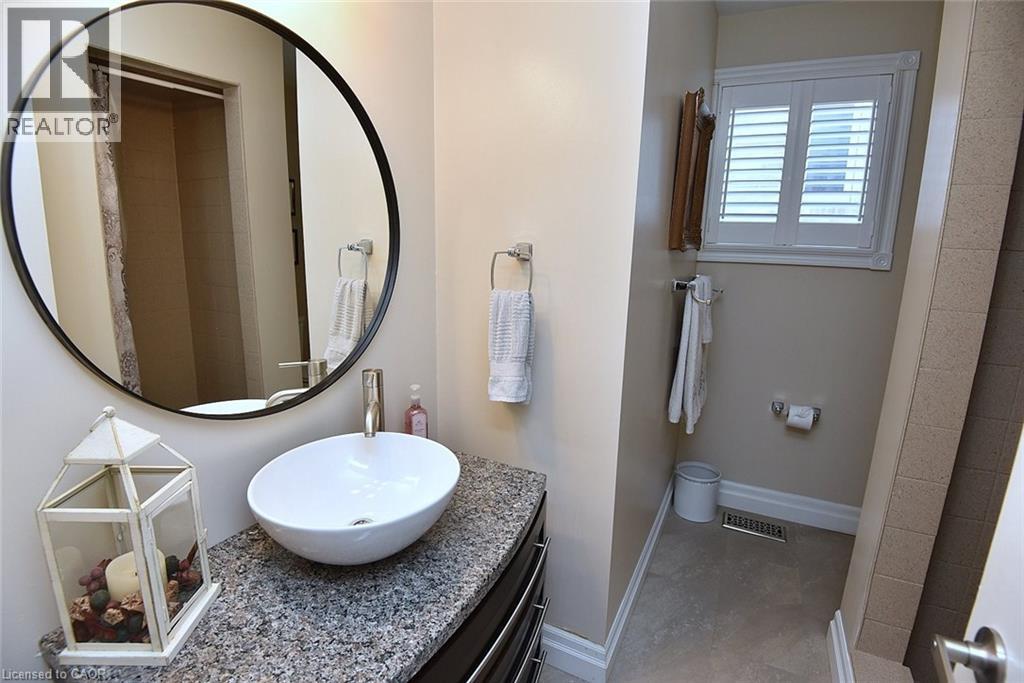 2206 DONALD Road, Burlington, Ontario, L7M3R9 — Photo 17