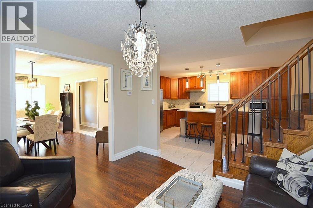 2206 DONALD Road, Burlington, Ontario, L7M3R9 — Photo 9