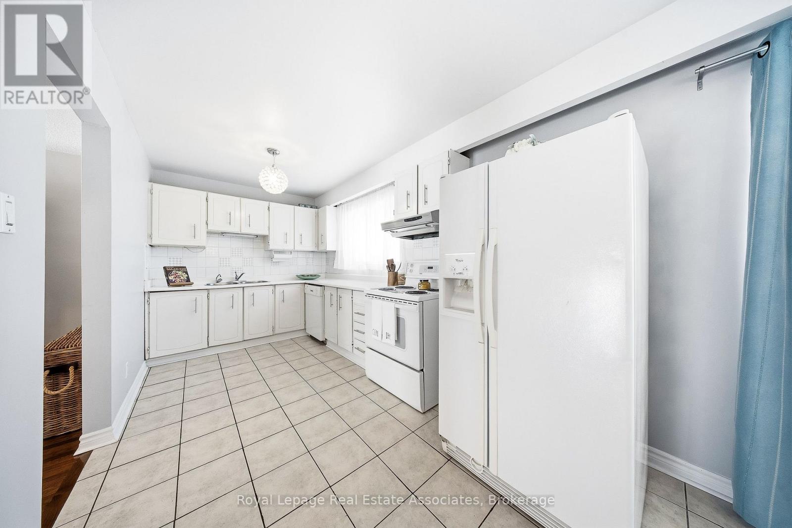 111 - 2315 BROMSGROVE ROAD, Mississauga (Clarkson), Ontario, L5J4A6 — Photo 7