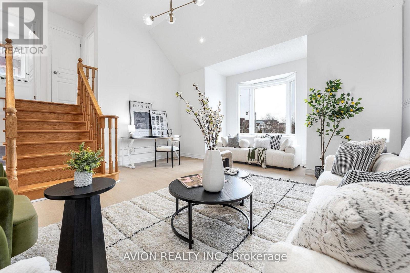 33 BROCKDALE STREET, Richmond Hill (Oak Ridges), Ontario, L4E4W1 — Photo 11