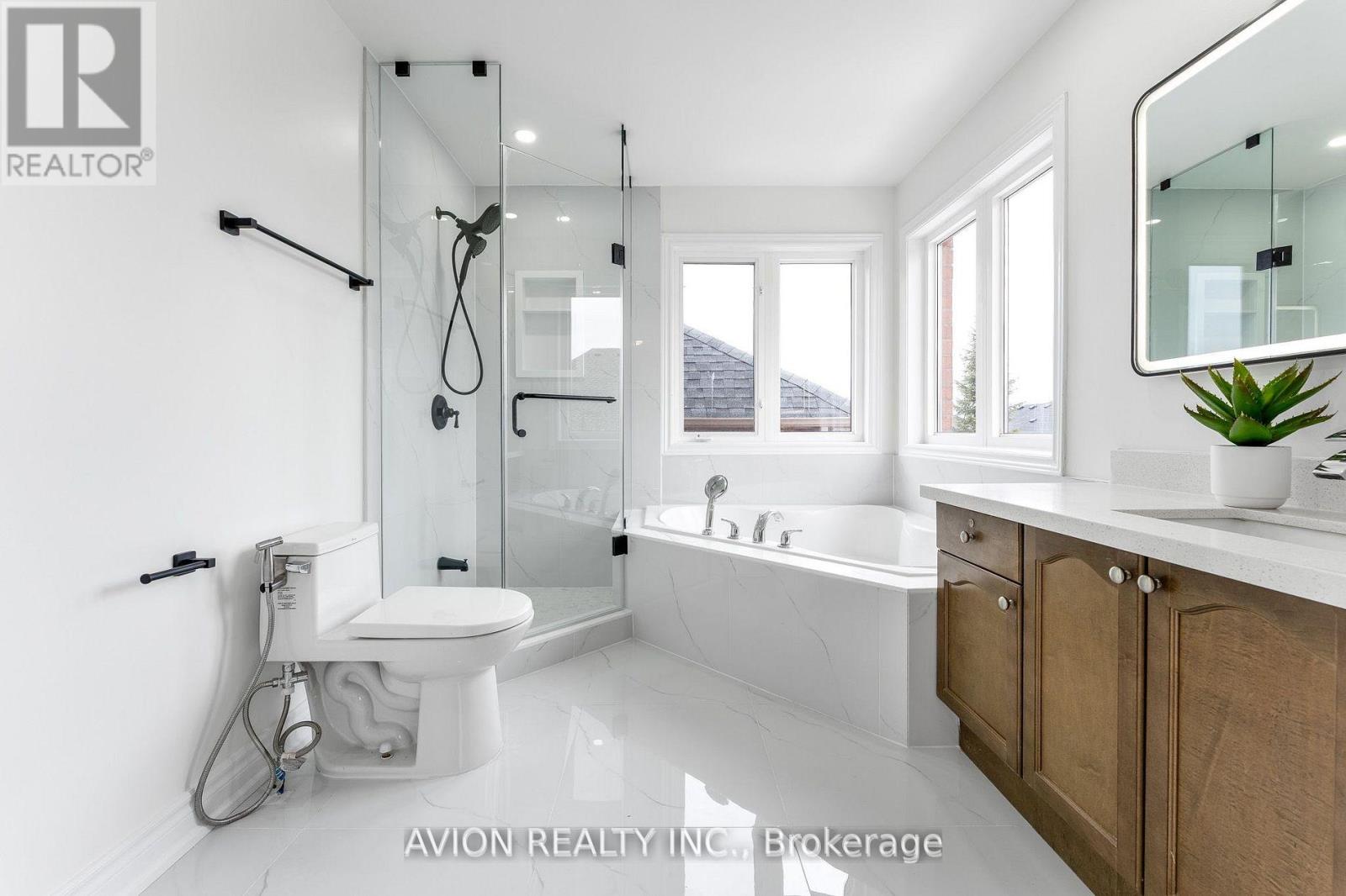 33 BROCKDALE STREET, Richmond Hill (Oak Ridges), Ontario, L4E4W1 — Photo 16