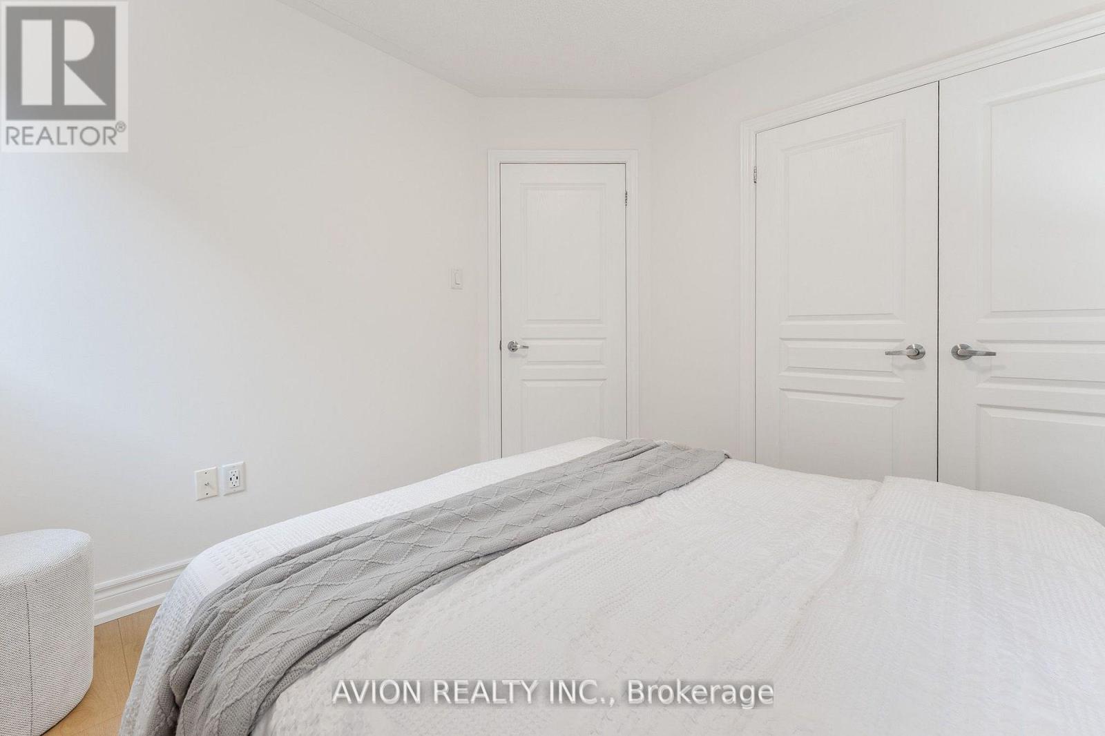 33 BROCKDALE STREET, Richmond Hill (Oak Ridges), Ontario, L4E4W1 — Photo 23