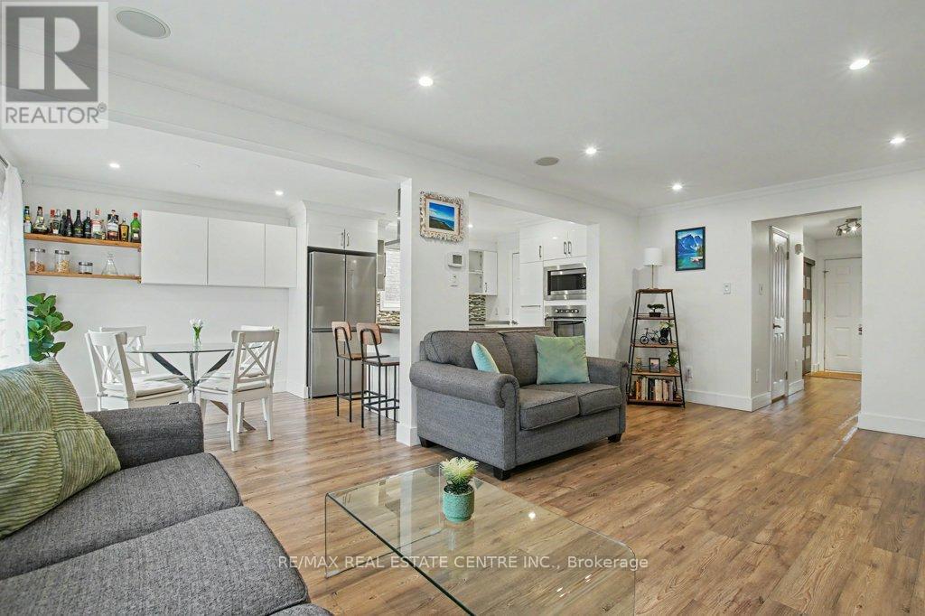 32 MARISA STREET, Kitchener, Ontario, N2K3V8 — Photo 10