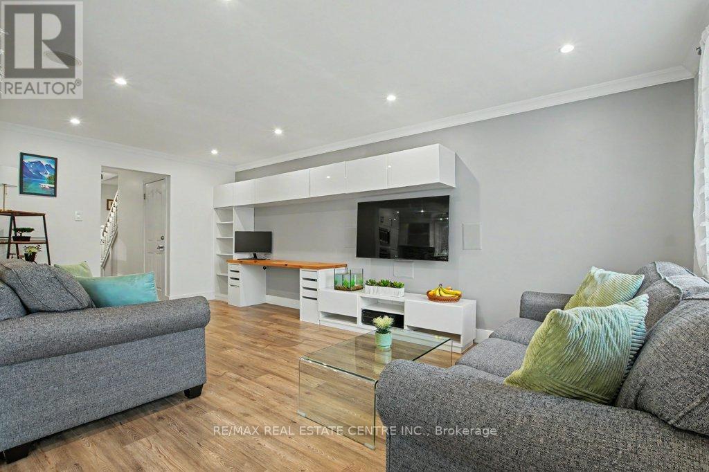 32 MARISA STREET, Kitchener, Ontario, N2K3V8 — Photo 11