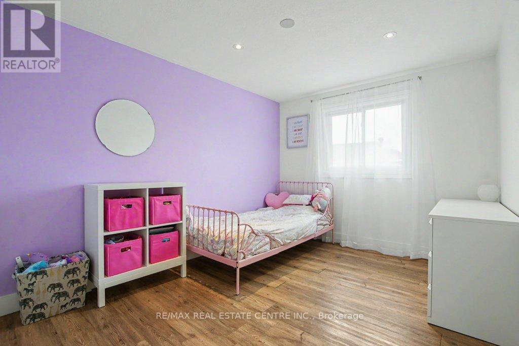 32 MARISA STREET, Kitchener, Ontario, N2K3V8 — Photo 23