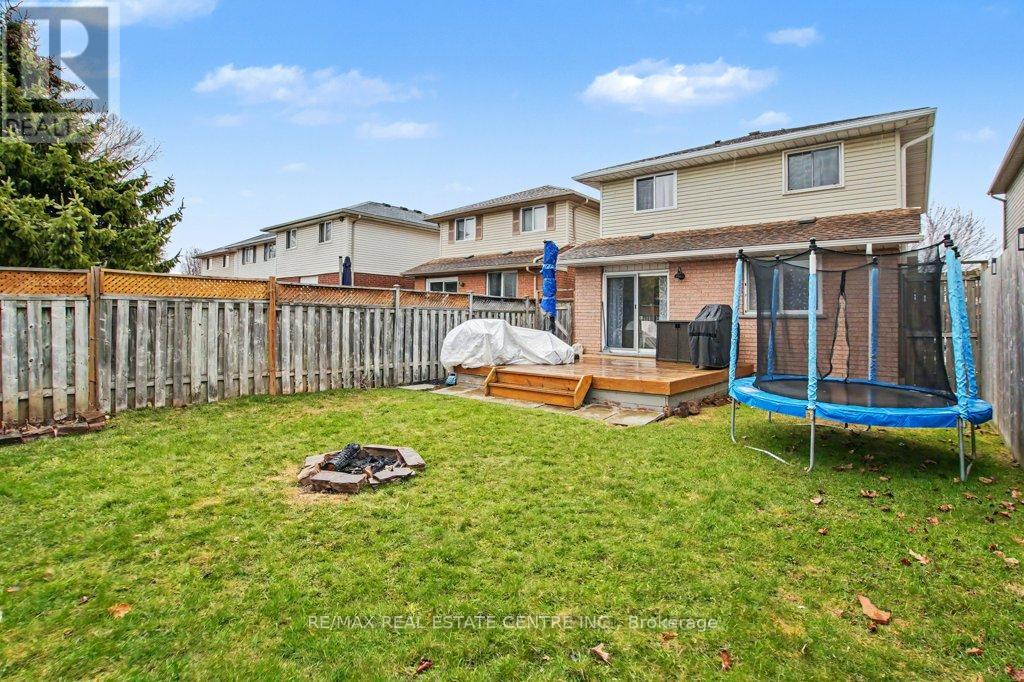 32 MARISA STREET, Kitchener, Ontario, N2K3V8 — Photo 39