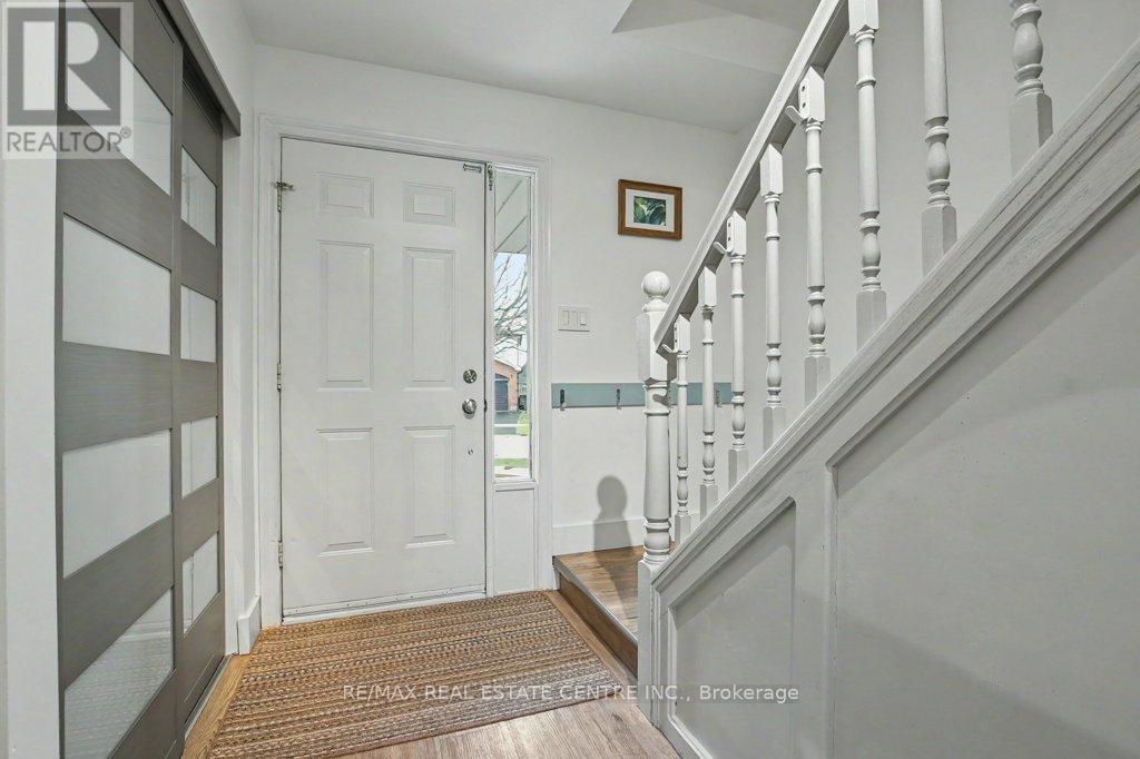 32 MARISA STREET, Kitchener, Ontario, N2K3V8 — Photo 7