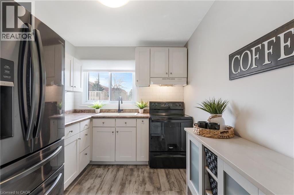 441 VICTORIA Road N, Guelph, Ontario, N1E5J9 — Photo 8