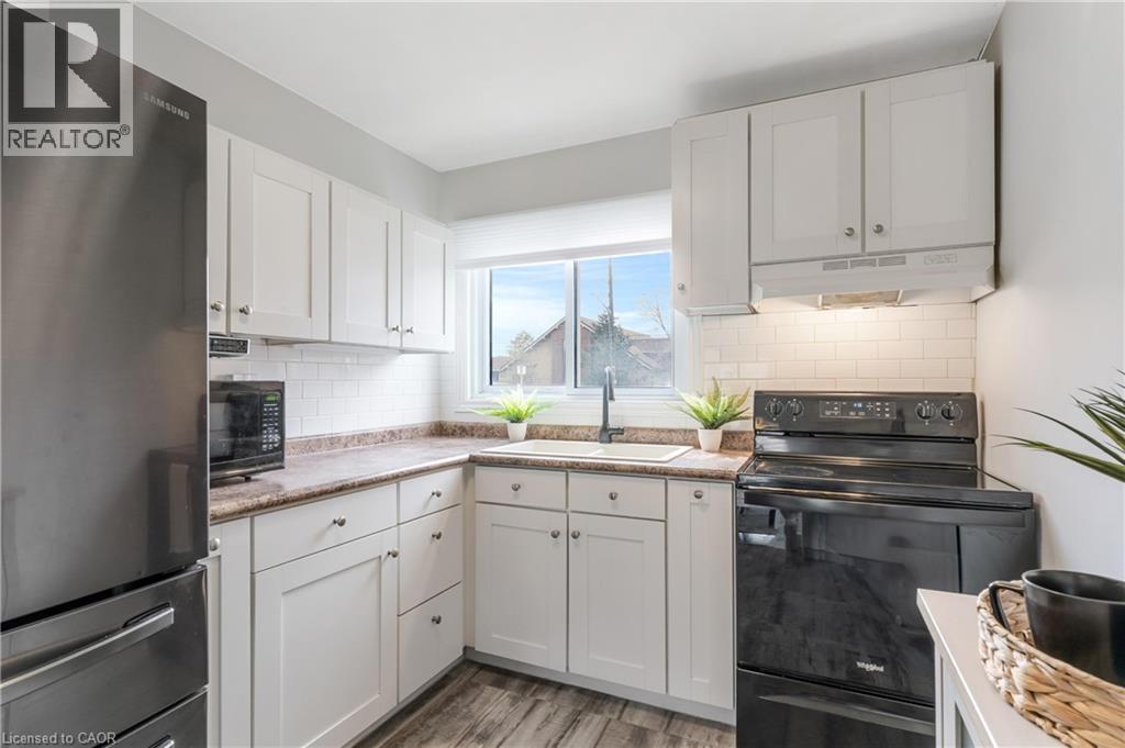 441 VICTORIA Road N, Guelph, Ontario, N1E5J9 — Photo 9