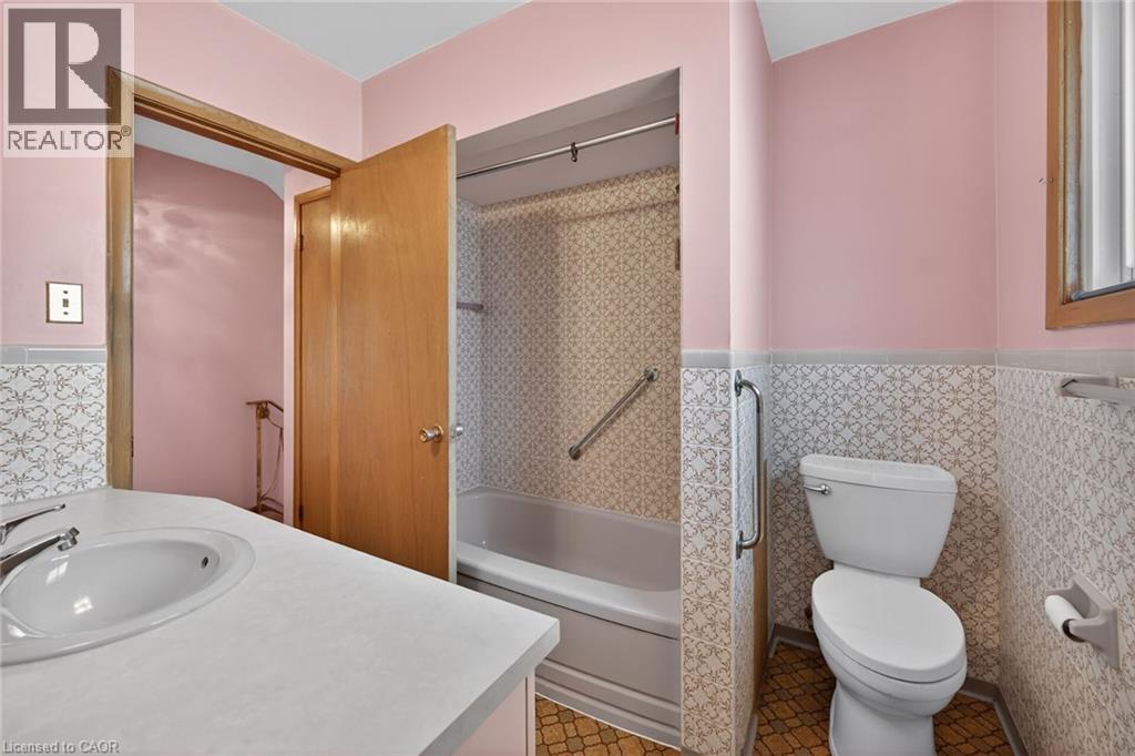 4 SAN MARCO Street, Hamilton, Ontario, L9C5M7 — Photo 19