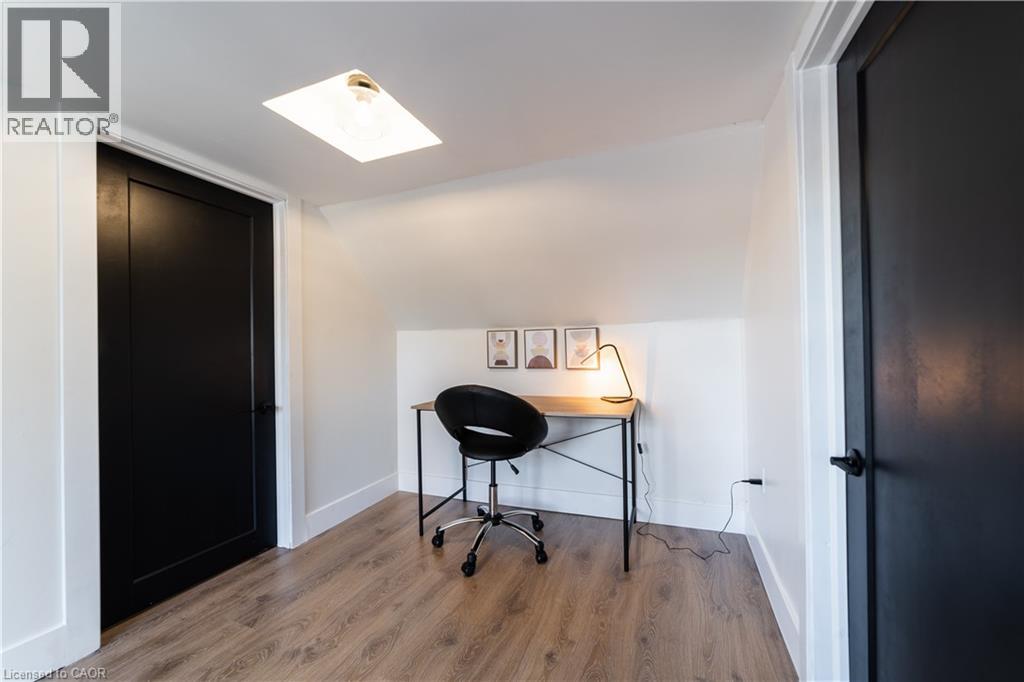 19 CENTURY Street, Hamilton, Ontario, L8L1V7 — Photo 18