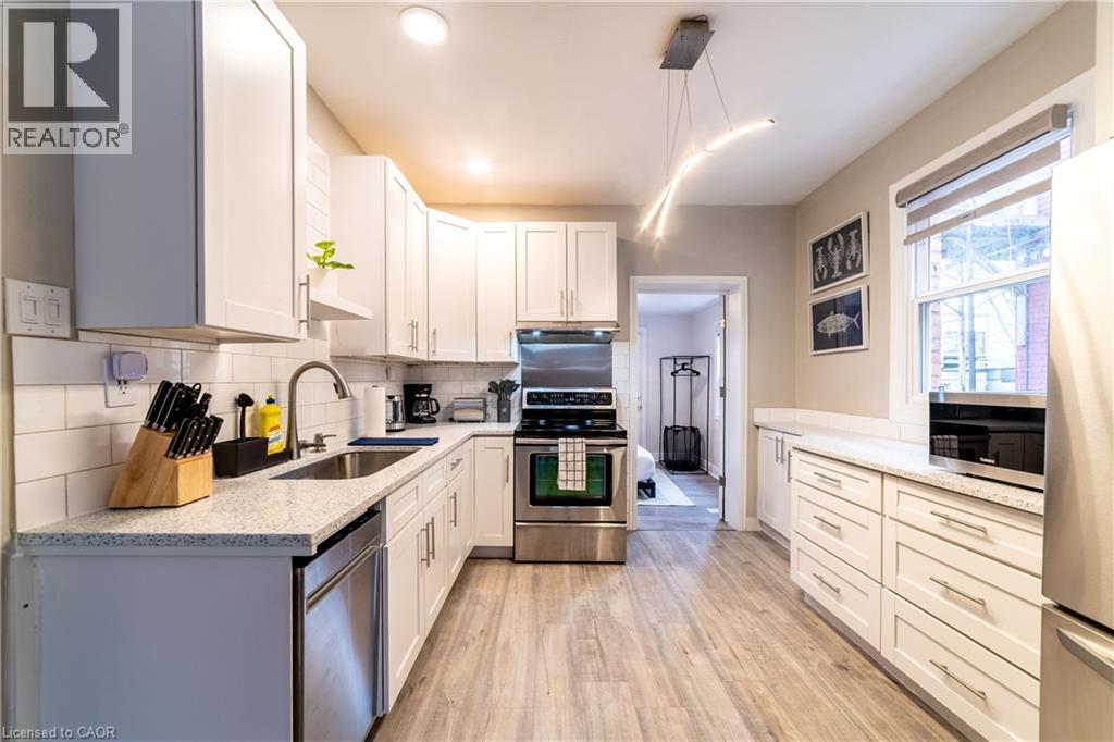 19 CENTURY Street, Hamilton, Ontario, L8L1V7 — Photo 5