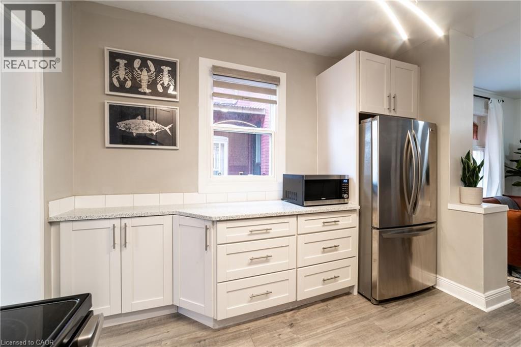 19 CENTURY Street, Hamilton, Ontario, L8L1V7 — Photo 6