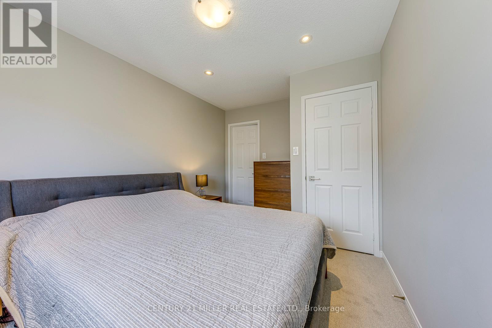 215 ROXTON ROAD, Oakville (RO River Oaks), Ontario, L6H6M9 — Photo 27