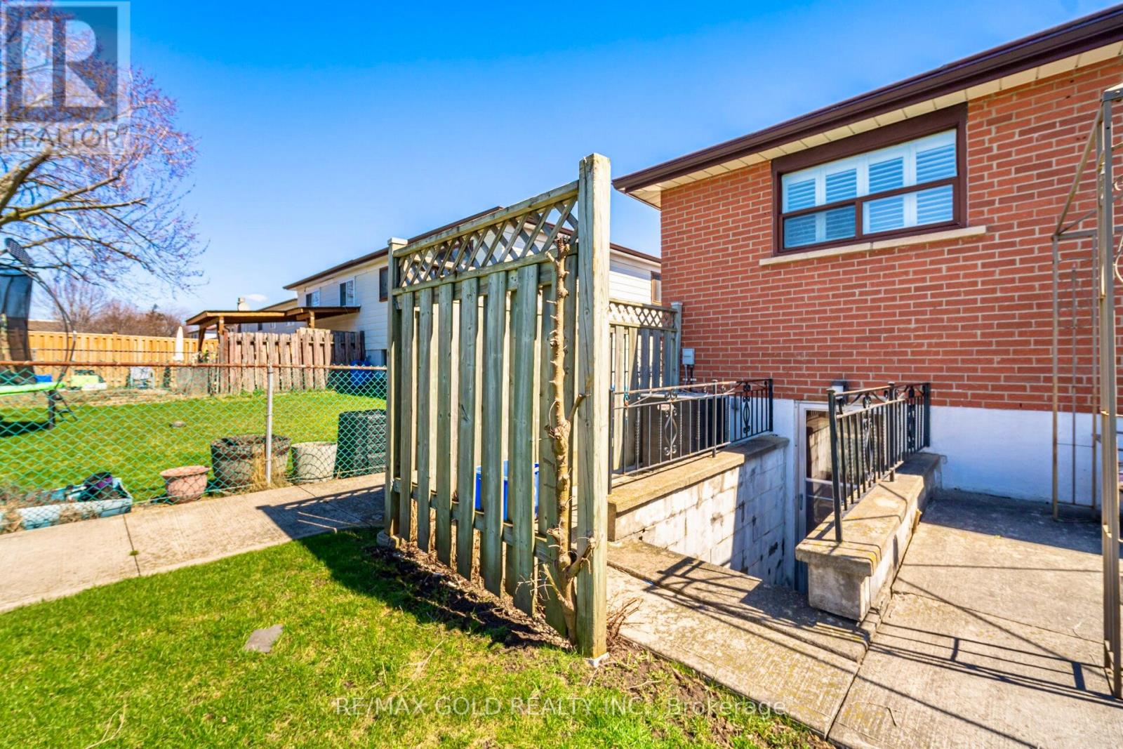 877 CONSORT CRESCENT, Mississauga (Erindale), Ontario, L5C1J8 — Photo 14