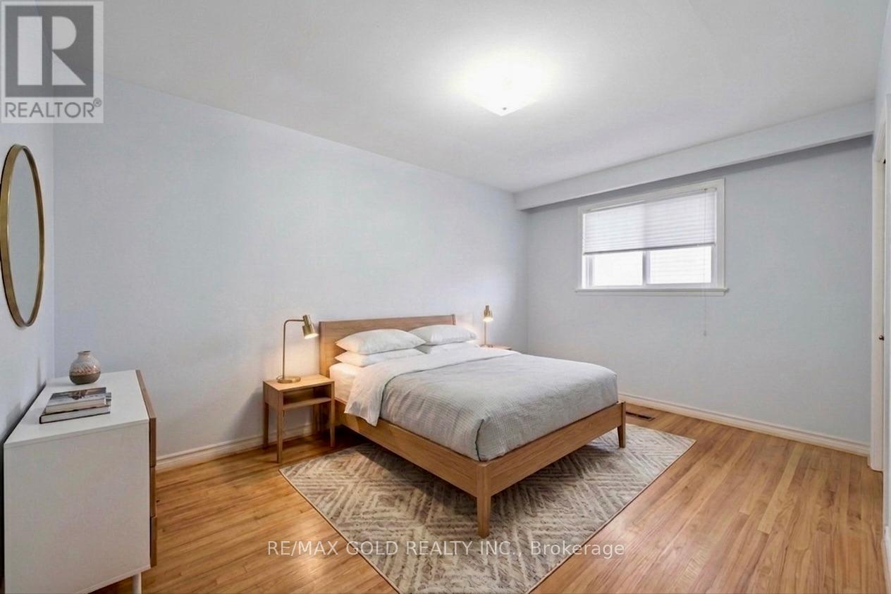 877 CONSORT CRESCENT, Mississauga (Erindale), Ontario, L5C1J8 — Photo 17