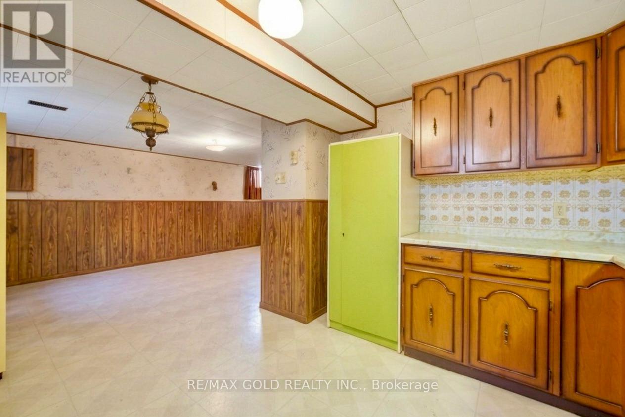 877 CONSORT CRESCENT, Mississauga (Erindale), Ontario, L5C1J8 — Photo 35