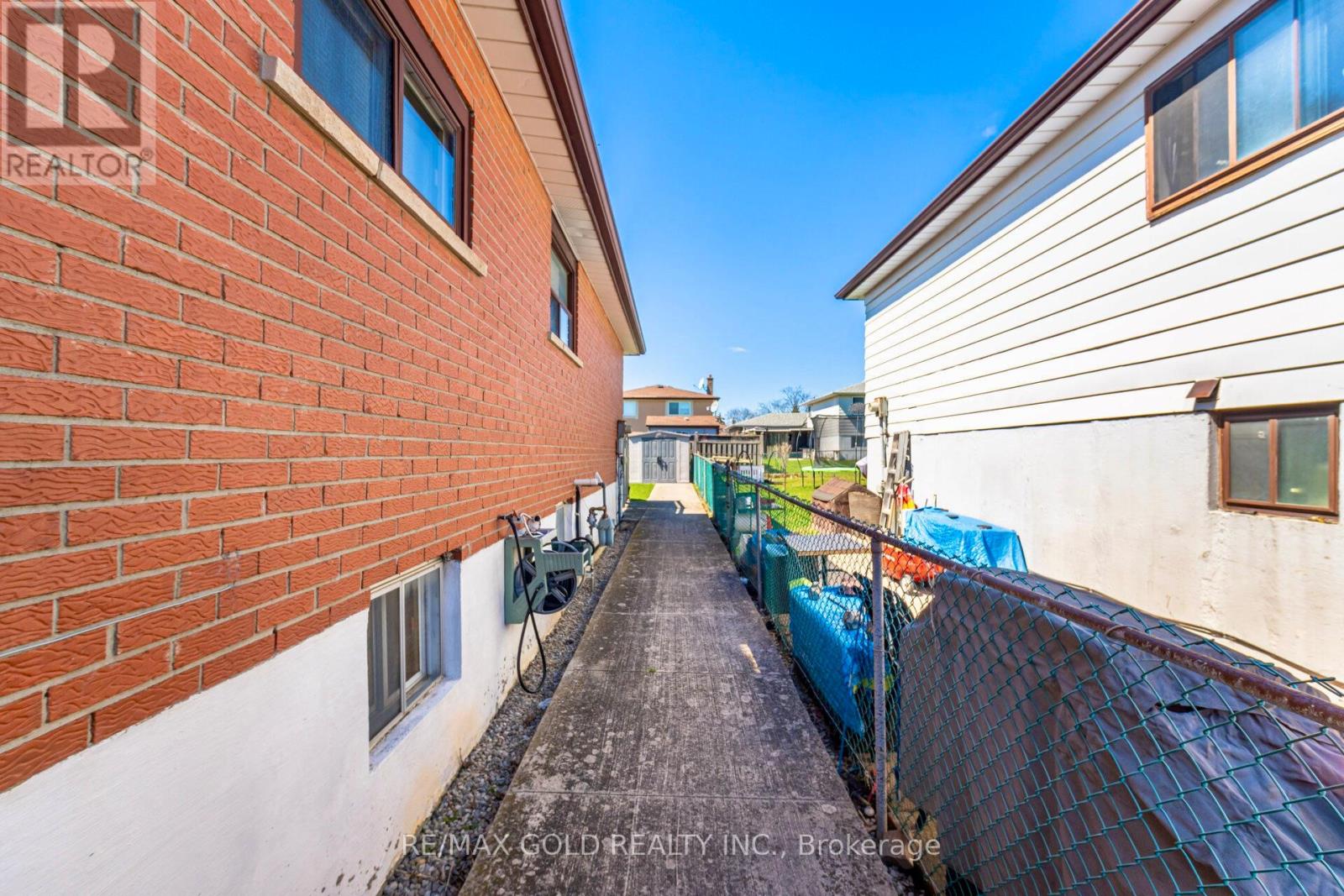 877 CONSORT CRESCENT, Mississauga (Erindale), Ontario, L5C1J8 — Photo 44