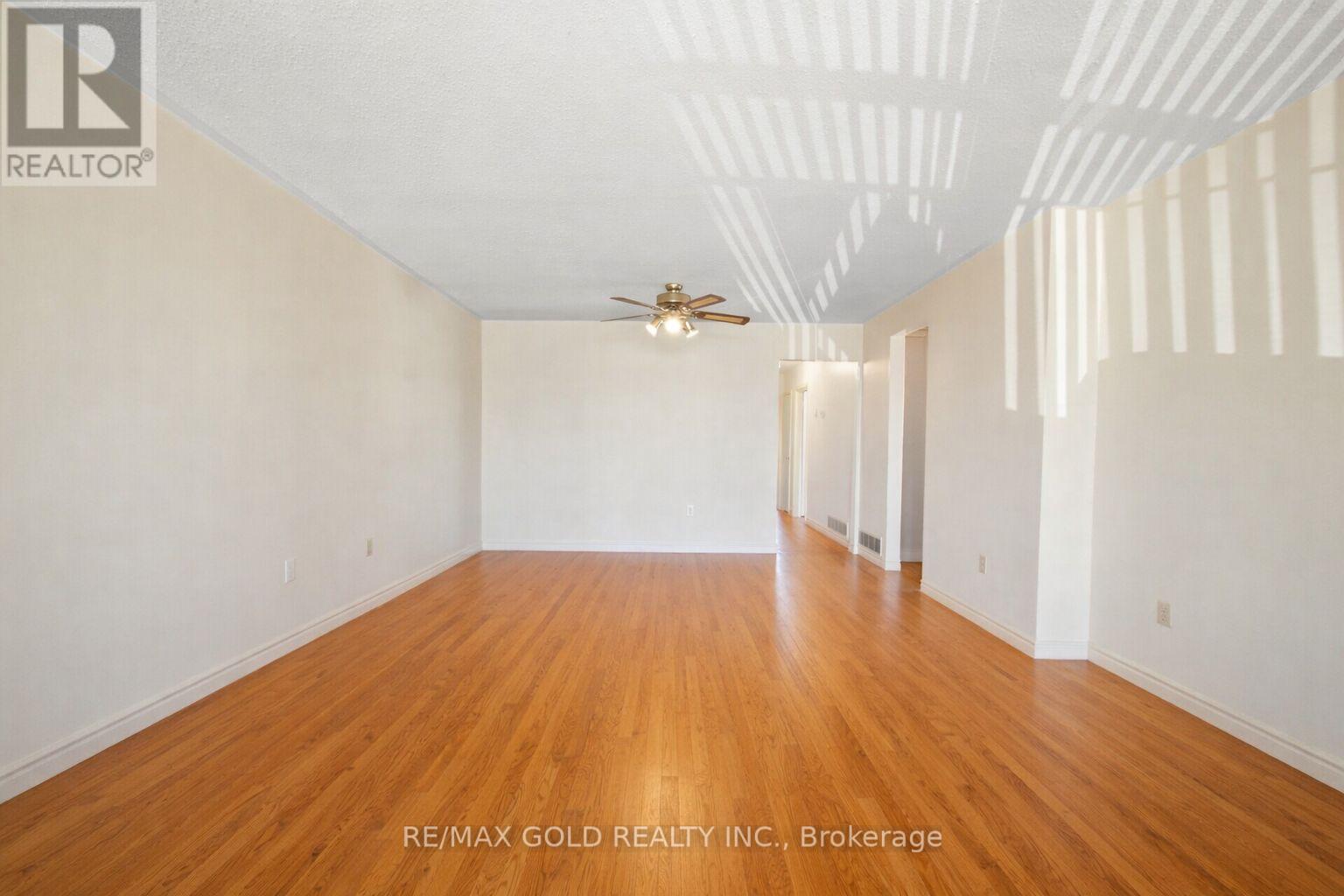 877 CONSORT CRESCENT, Mississauga (Erindale), Ontario, L5C1J8 — Photo 9