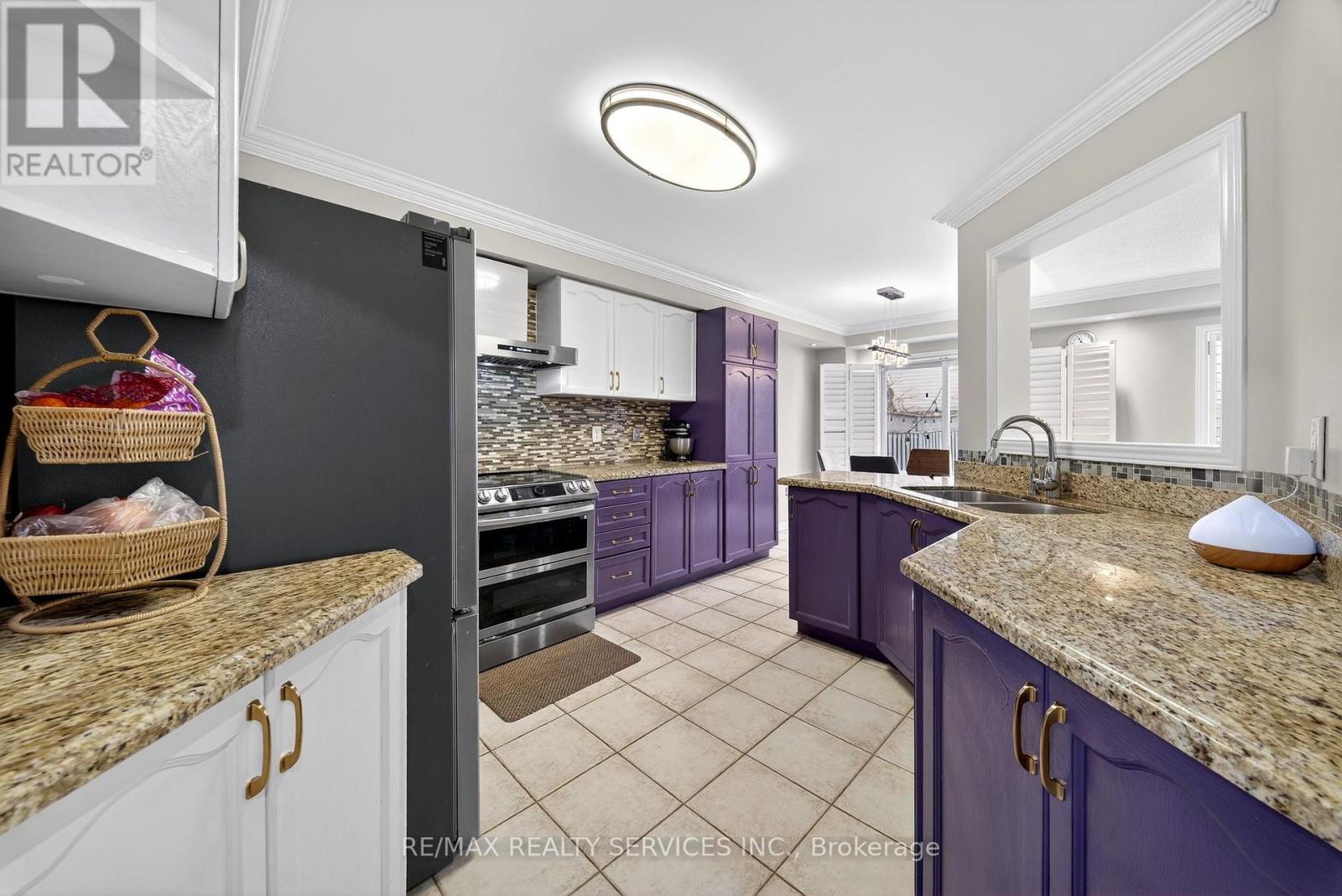 63 IRENE CRESCENT, Brampton (Fletcher's Meadow), Ontario, L7A3E9 — Photo 10