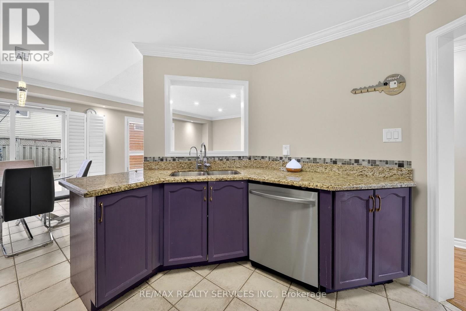 63 IRENE CRESCENT, Brampton (Fletcher's Meadow), Ontario, L7A3E9 — Photo 12