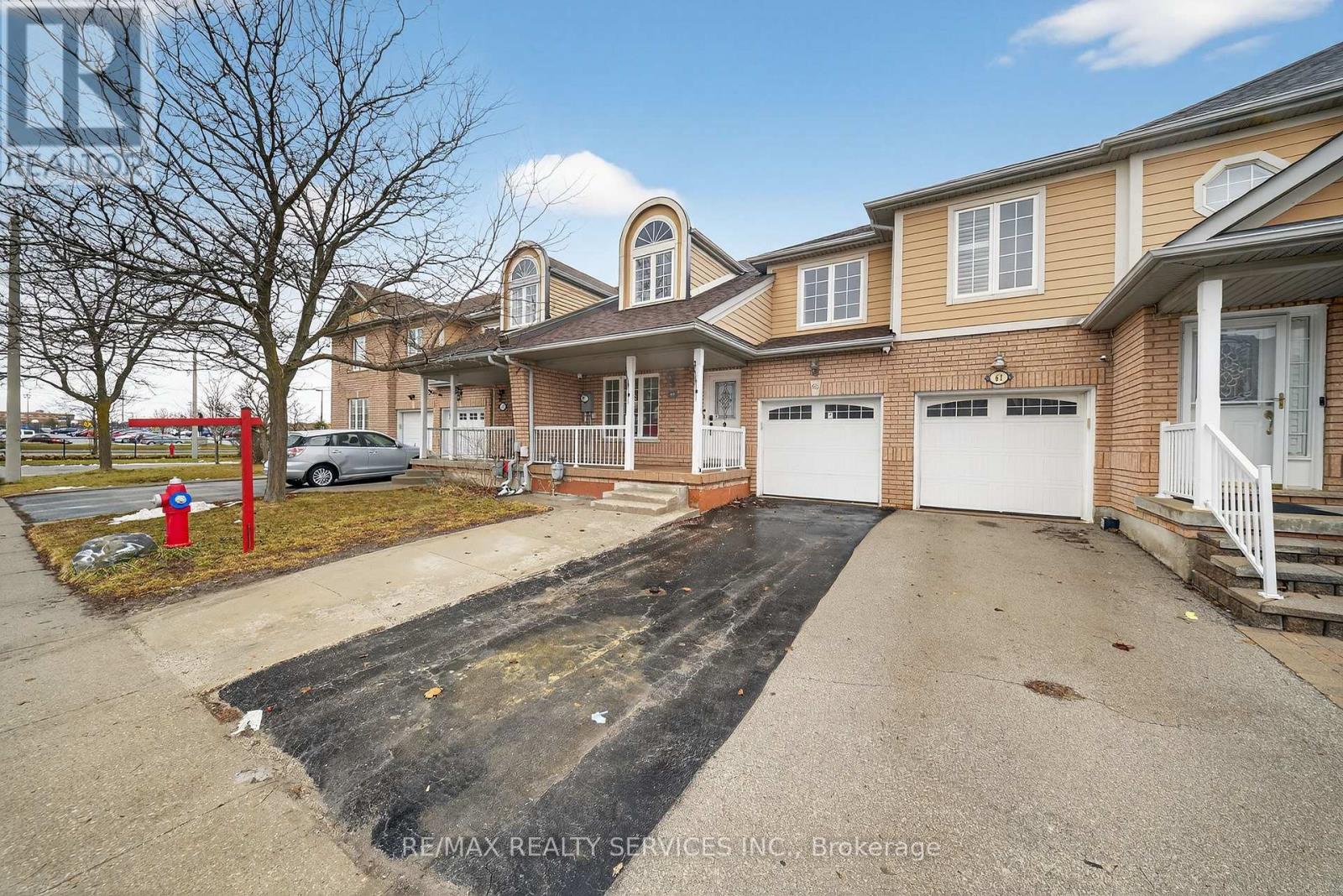 63 IRENE CRESCENT, Brampton (Fletcher's Meadow), Ontario, L7A3E9 — Photo 3