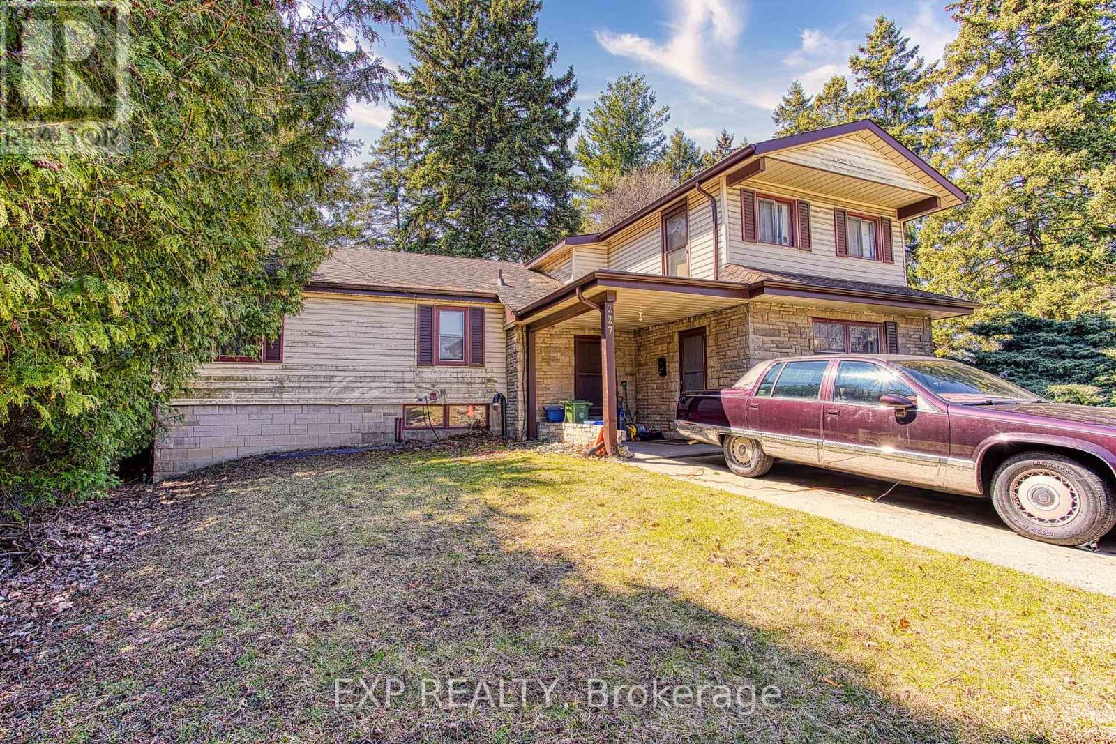 227 STONE CHURCH ROAD W, Hamilton (Sheldon), Ontario, L9B1A2 — Photo 6