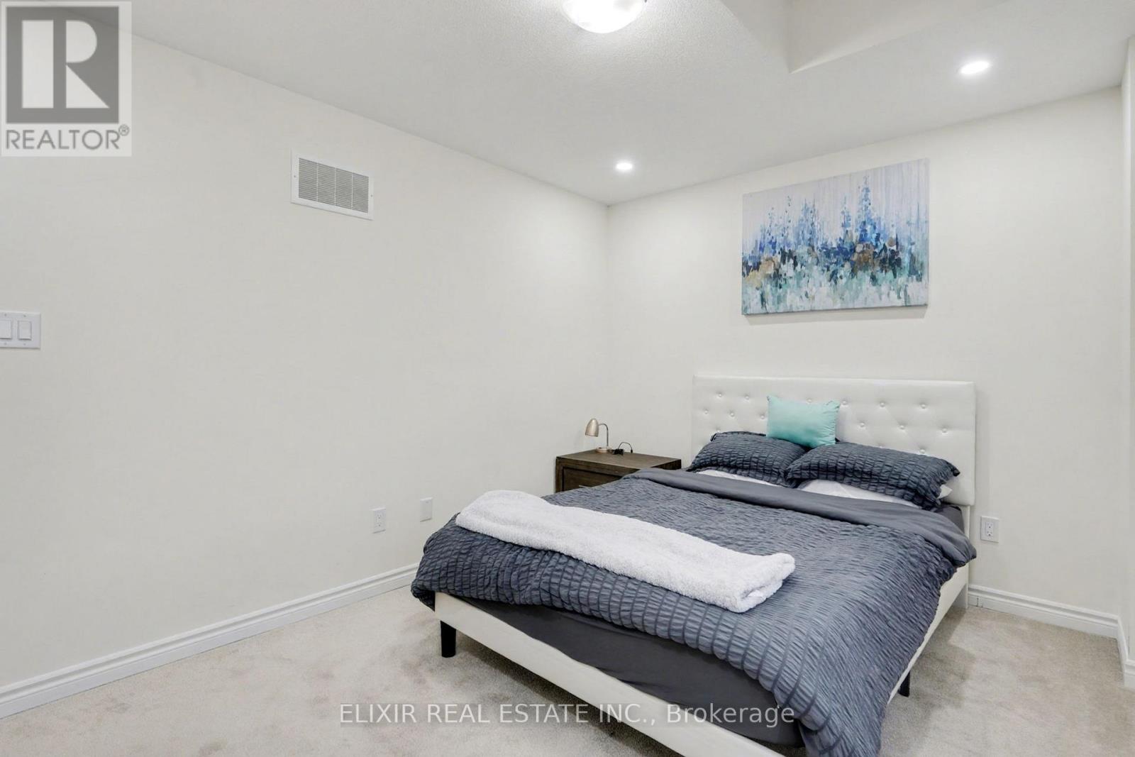 18 JENNER DRIVE, Brant (Paris), Ontario, N3L0L2 — Photo 18