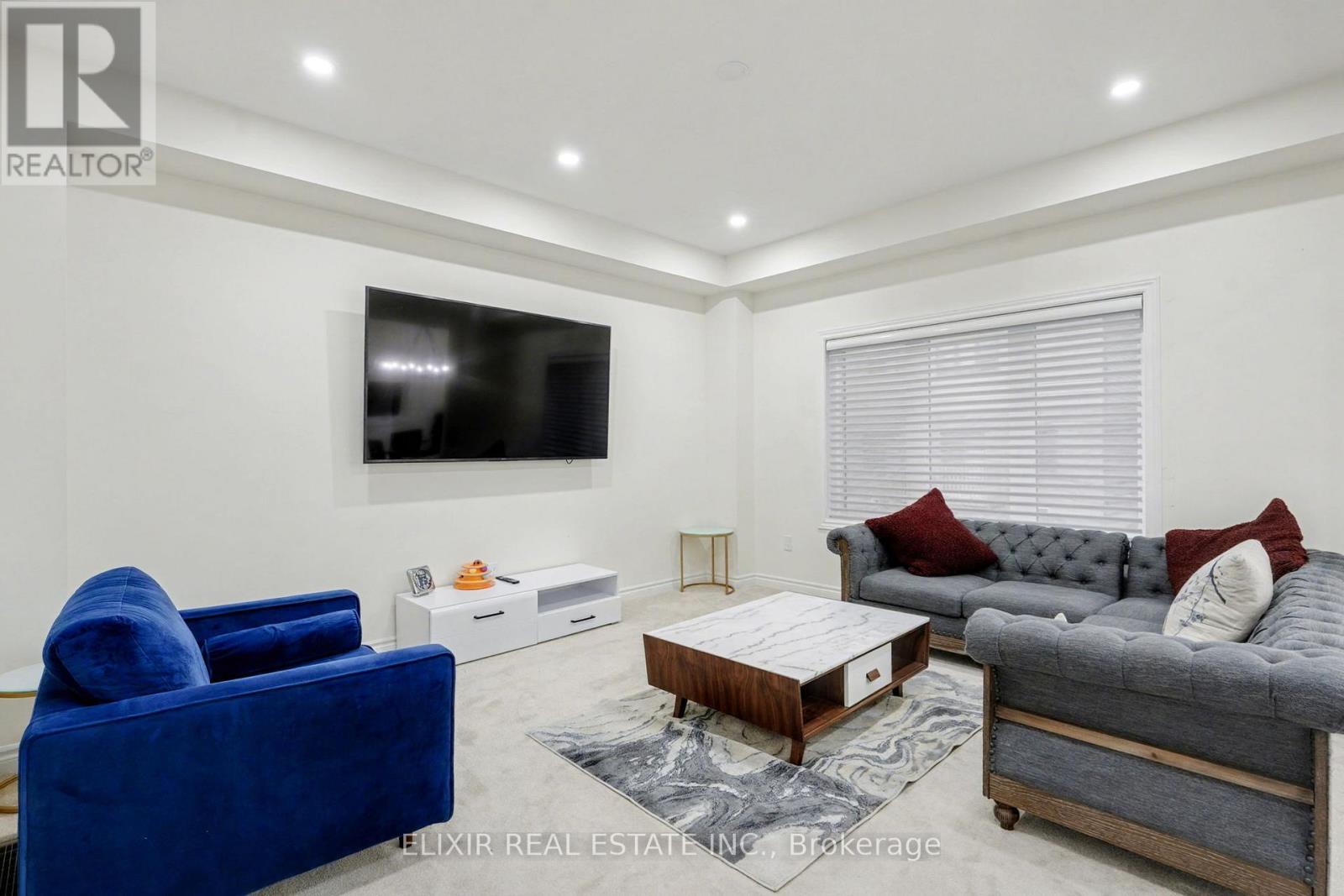 18 JENNER DRIVE, Brant (Paris), Ontario, N3L0L2 — Photo 4