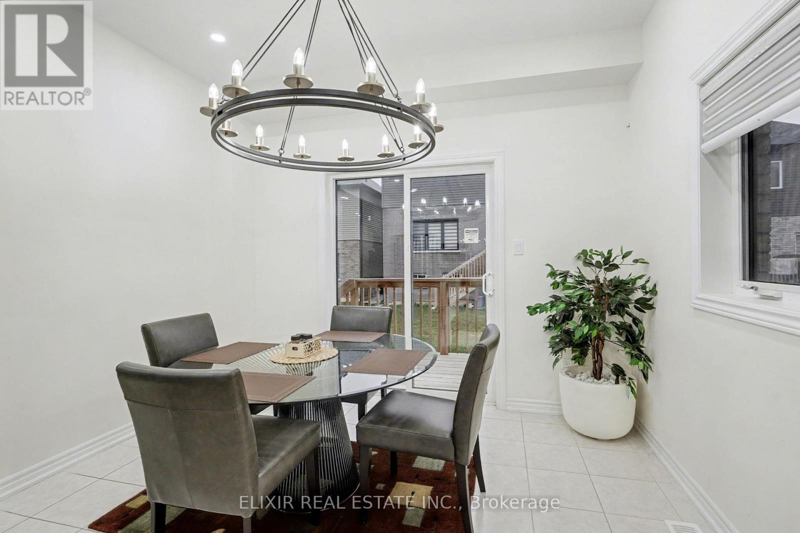 18 JENNER DRIVE, Brant (Paris), Ontario, N3L0L2 — Photo 9