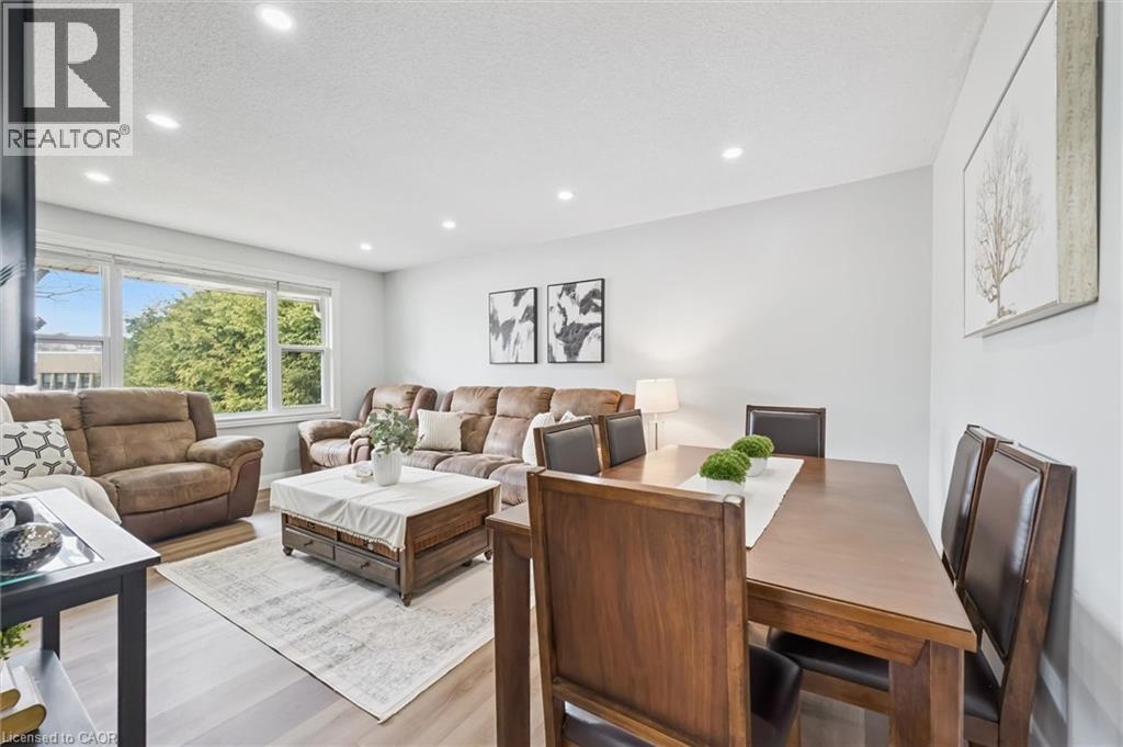 235 CEDARBRAE Avenue Unit# B, Waterloo, Ontario, N2L4S8 — Photo 13