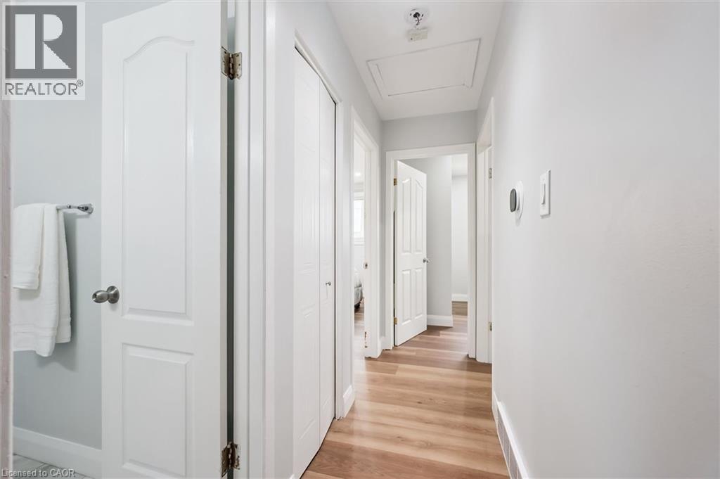 235 CEDARBRAE Avenue Unit# B, Waterloo, Ontario, N2L4S8 — Photo 18